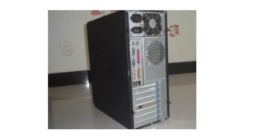 第一步：清理主機(jī)表面！